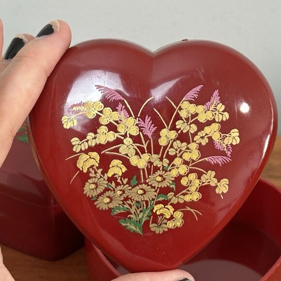 Vtg Set of 3 Heart Nesting Boxes Melamine Red Floral Lided Trinket Keepsake Dish - Picture 10 of 14